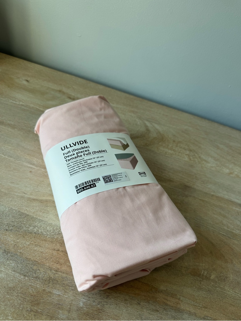 IKEA ULLVIDE Fitted Sheet in Pale Pink